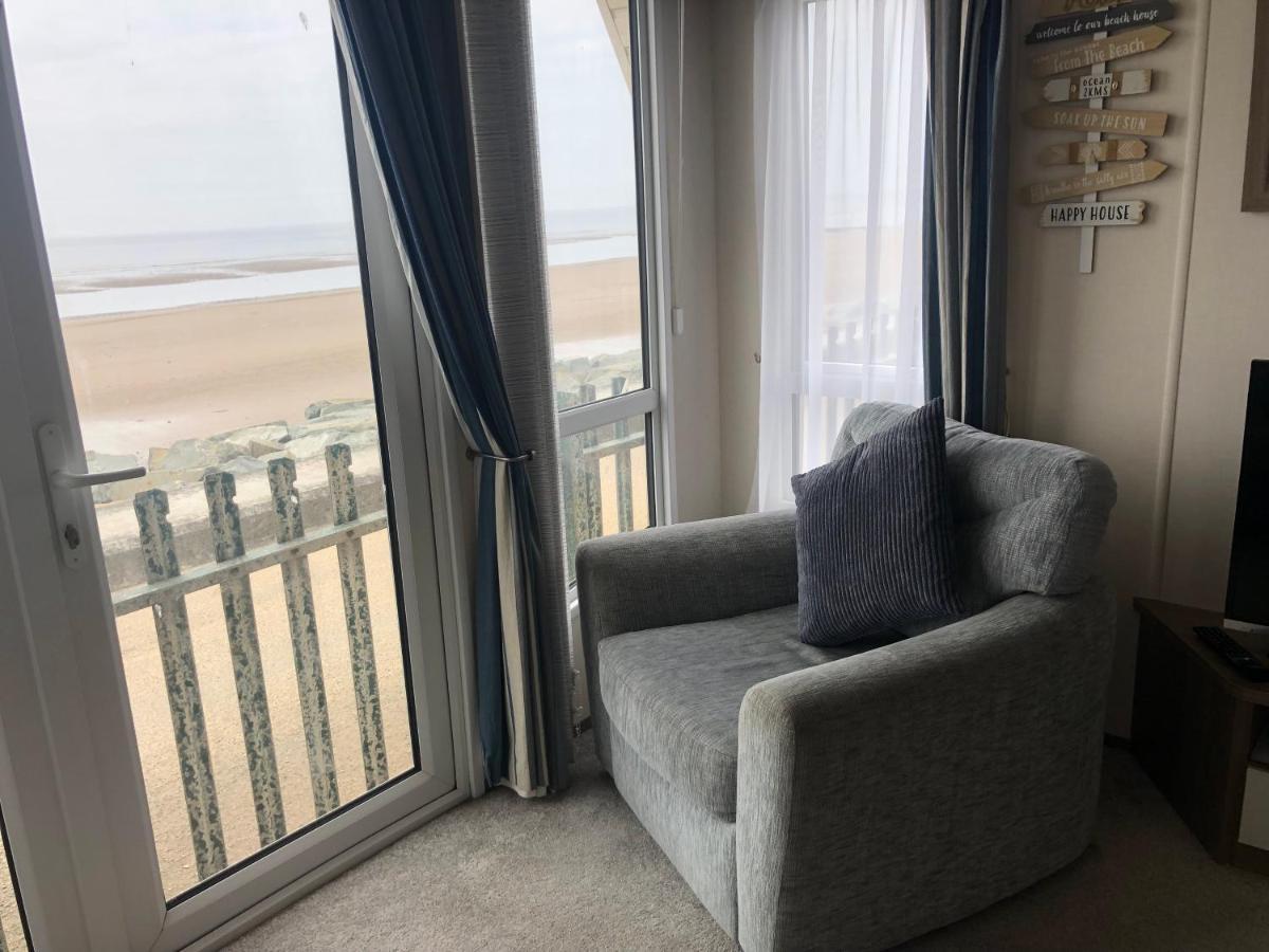 Kinmel Bay Caravan Hire Golden Sands Sea Front מראה חיצוני תמונה