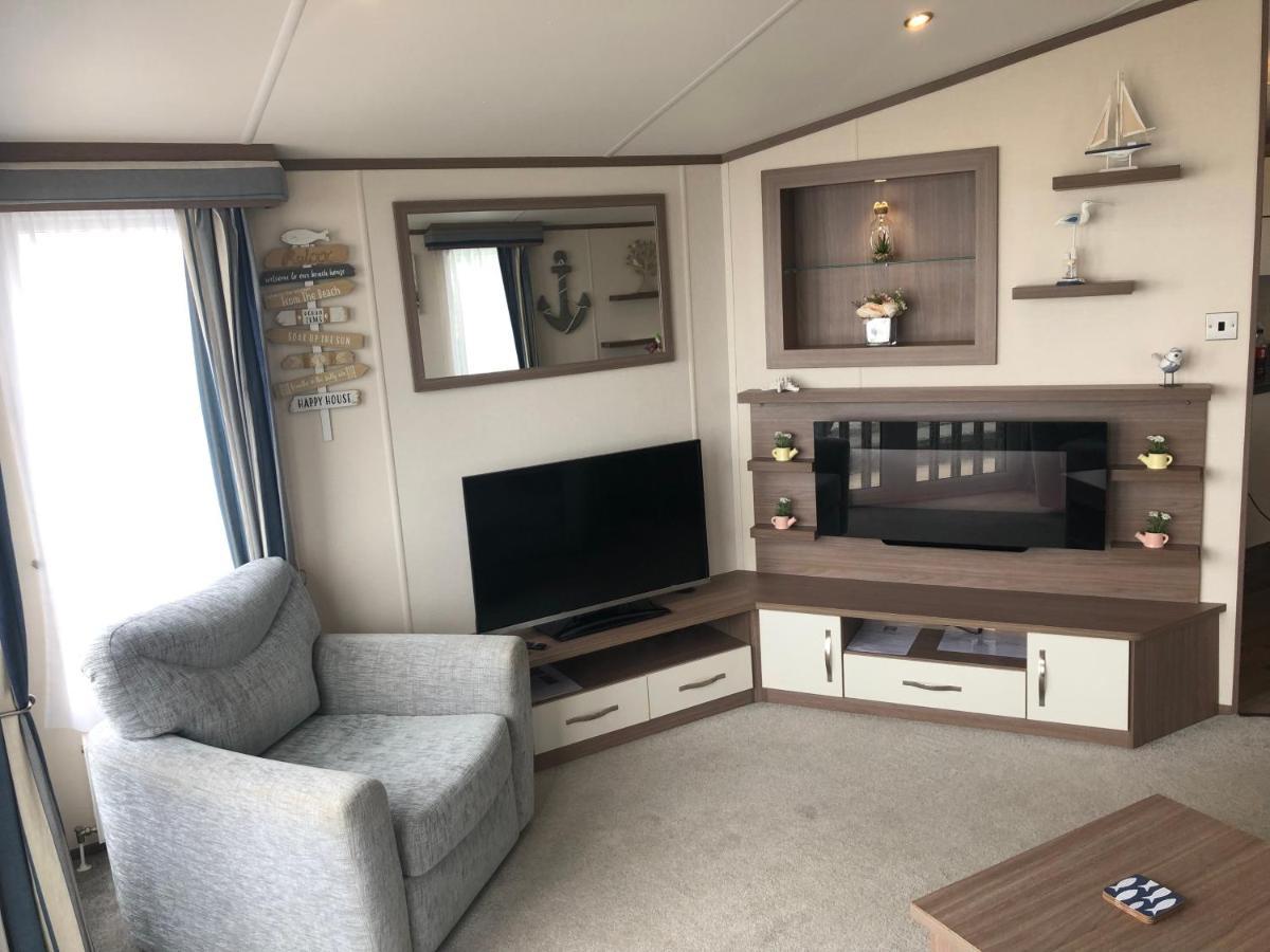 Kinmel Bay Caravan Hire Golden Sands Sea Front מראה חיצוני תמונה