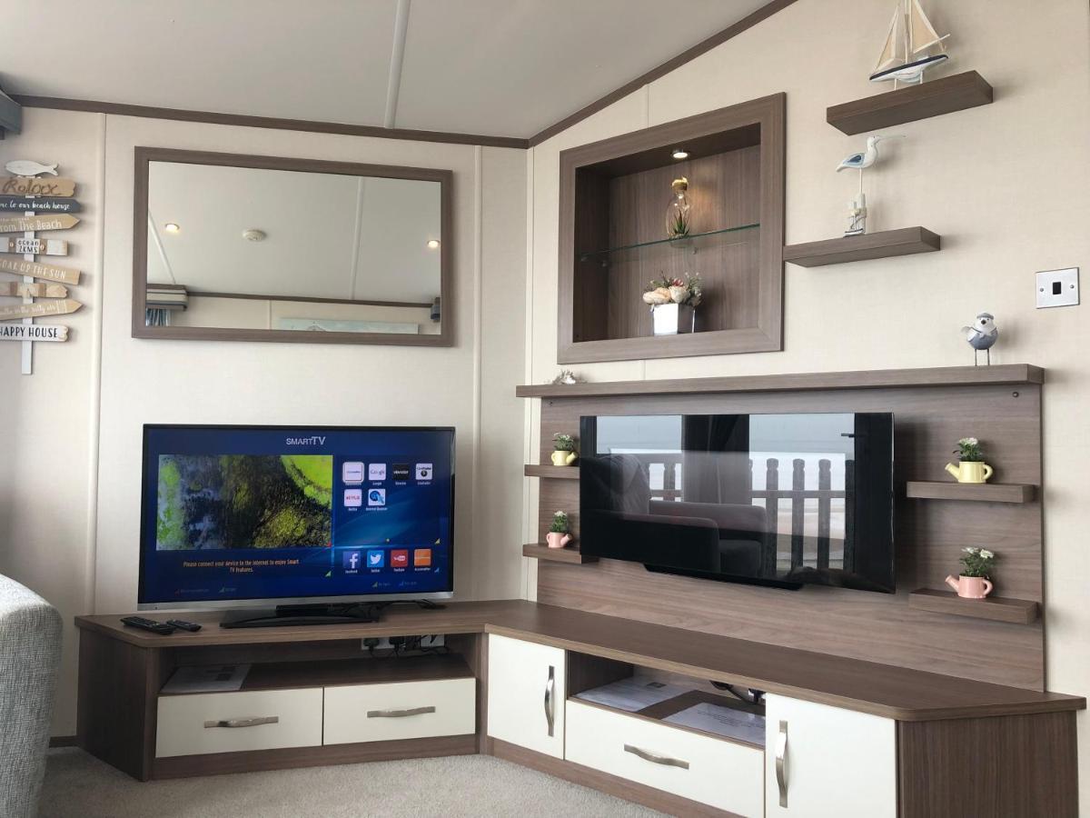 Kinmel Bay Caravan Hire Golden Sands Sea Front מראה חיצוני תמונה